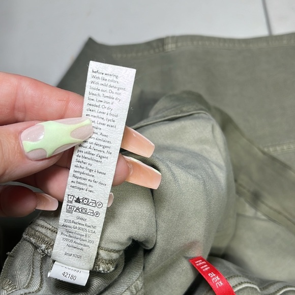 SPANX Stretch Twill Straight Leg Pants Olive Oil Color - Picture 9 of 10